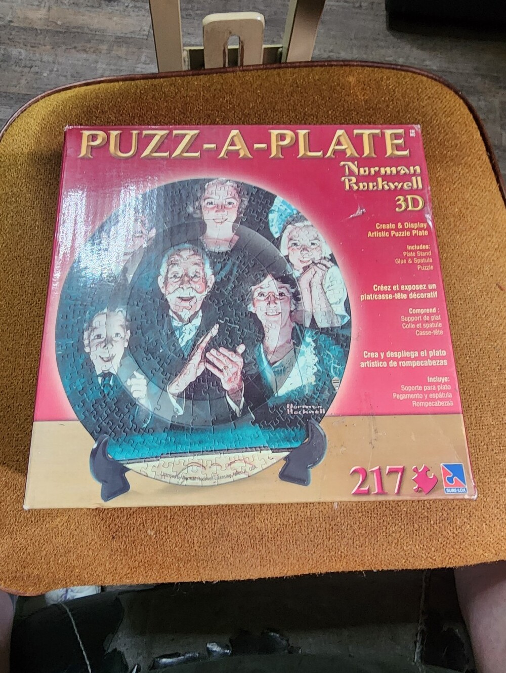 Clue And Dominoes